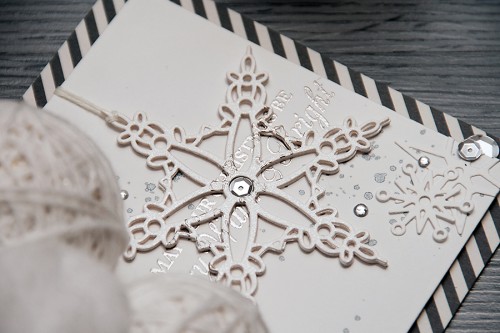 Yana Smakula | Spellbinders - Warm Cozy & Bright Holiday Card using S4-433 Snowflake Bliss dies. For more cardmaking ideas and video tutorials please visit http://www.yanasmakula.com/?lang=en