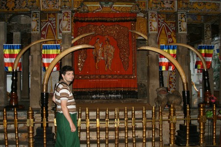 buddha tooth relic temple - Шрі Ланка