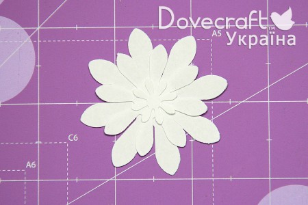 Майстер клас - робимо квіти за допомогою дироколів Dovecraft
