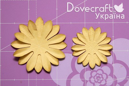 Майстер клас - робимо квіти за допомогою дироколів Dovecraft