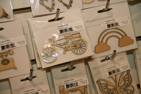 Вітаємо вас на літній виставці CHA 2012. День 2. Частина 6. У кімнатці Kaisercraft