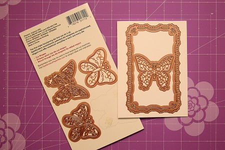 Листівки із новими ножами від Spellbinders (Summer CHA 2012). Листівка Hello From The Heart