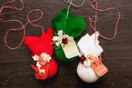 Easy matching Christmas Ornaments with Felt