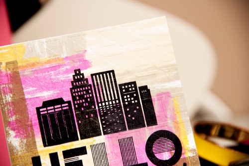 Yana Smakula | Hero Arts Hello Totally Wonderful Card #basicgrey #heroarts #cityscape #stamping #brushstrokes For more cardmaking ideas and video tutorials please visit https://www.yanasmakula.com/?lang=en