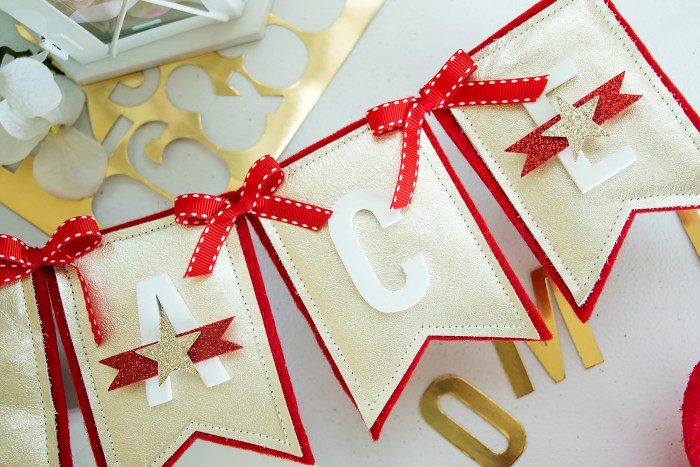 Spellbinders | Holiday Table Decorations - Banner, Utencils Holder and a Place Card using Contour Dies by Yana Smakula