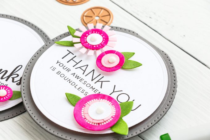 Spellbinders | Circle Floral Cards for Friends (using April 2018 Small Die Of The Month). Video tutorial by Yana Smakula #cardmaking #neverstopmaking #diecutting #spellbindersclubkits #diecutclub #handmadecard