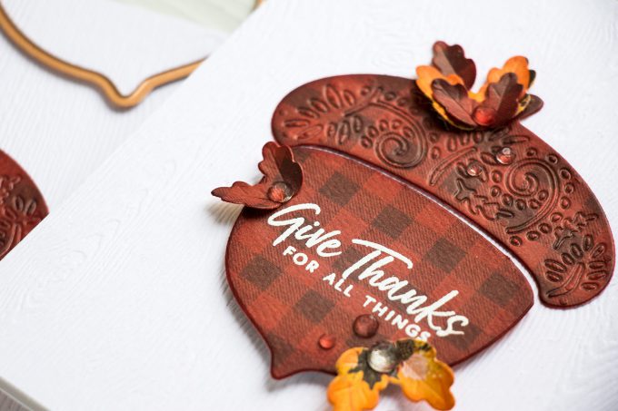 How to make Fall Acorn Cards. Video tutorial. Spellbinders | Fall Acorn Cards (Die Cutting + Hot Foil). Small Die of the Month. #cardmaking #spellbinders