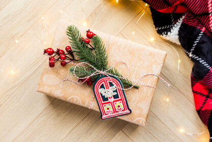 Simon Says Stamp | Wrapped With Love: Easy (But Extra-Special) Holiday Gift Tags. Video