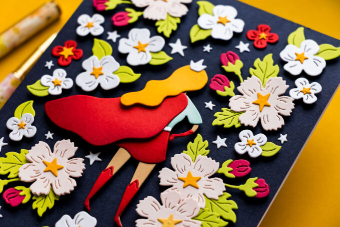 Spellbinders Club Kits Mother’s Day Card – Super Mom Die, Hot Foiling & Floral Background. Video