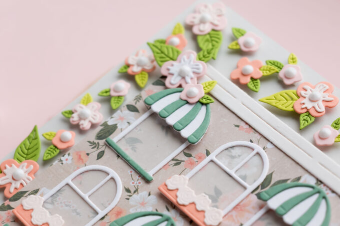Spellbinders | Everyday City Holiday - Spring Floral House Card with Patterned Paper. Video