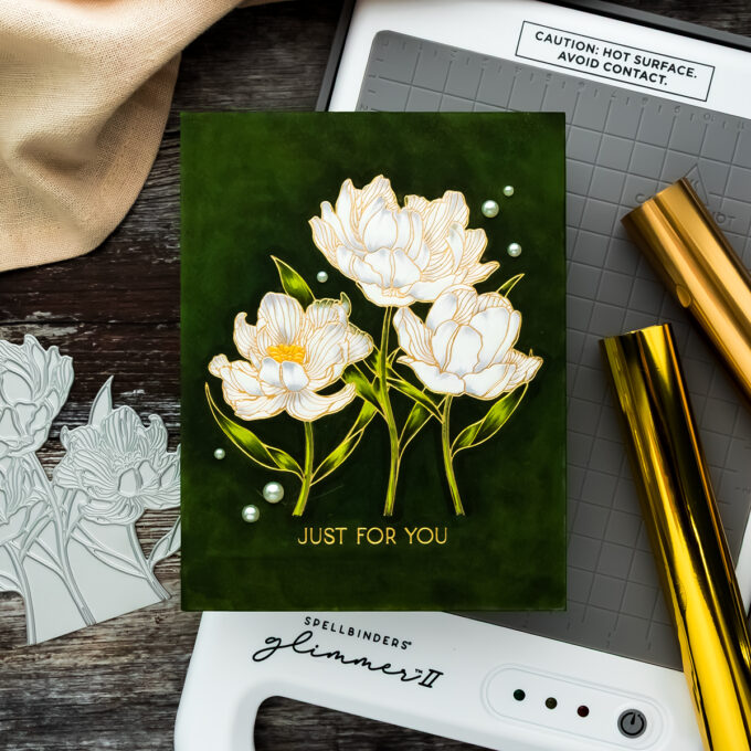 Spellbinders Glimmer II Hot Foil System - Unboxing, First Look & First Foiling Test. Video